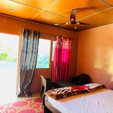 Chakrata Heights Resort Kaliana Buitenkant foto