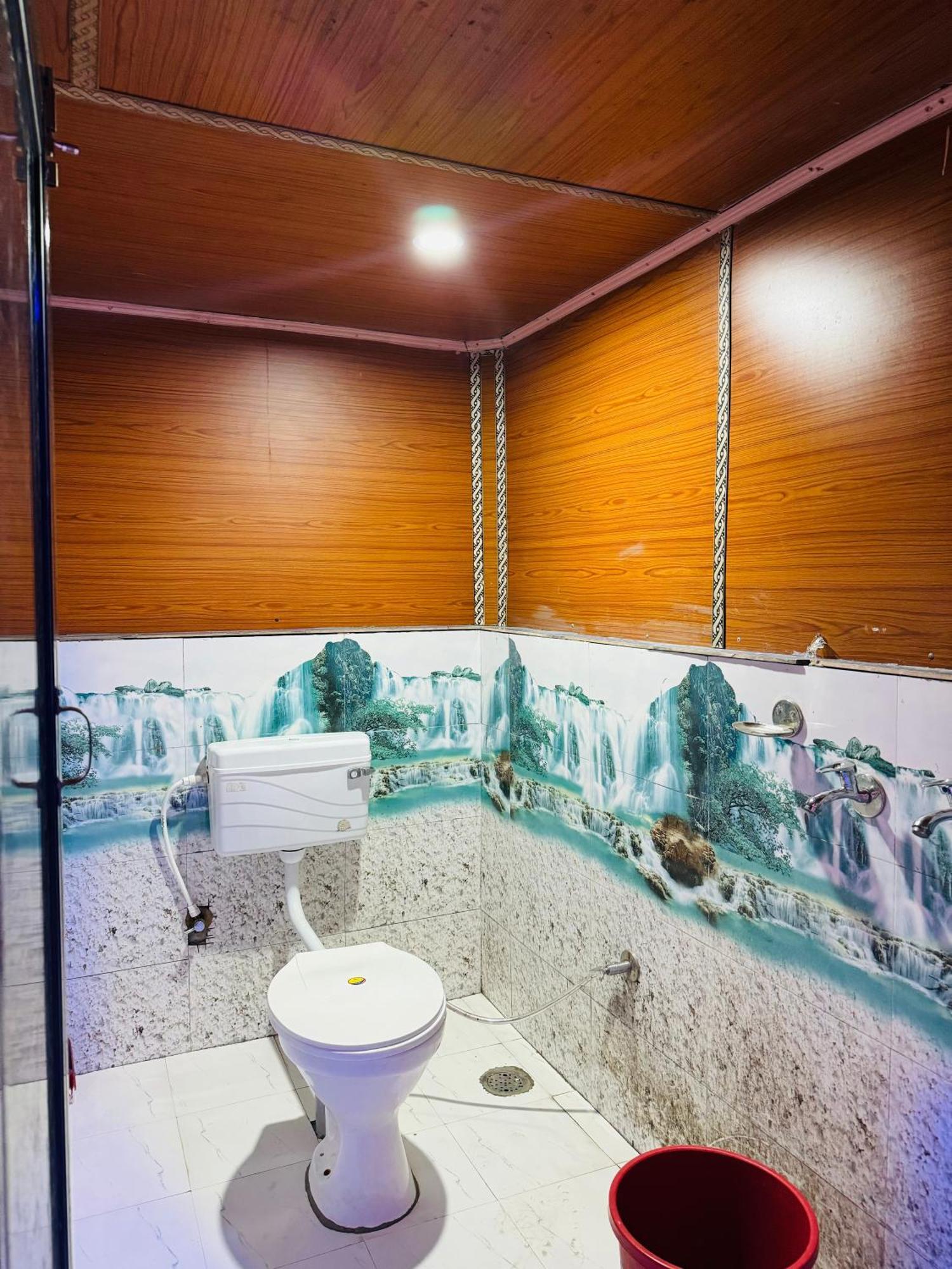 Chakrata Heights Resort Kaliana Buitenkant foto